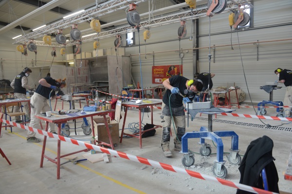 les concurrents au worldskill au travail