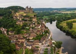 La  justice annule le chantier de déviation de Beynac, en Dordogne